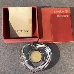 ORREFORS SWEDISH CRYSTAL HEART SHAPED TEA CANDLE HOLDER